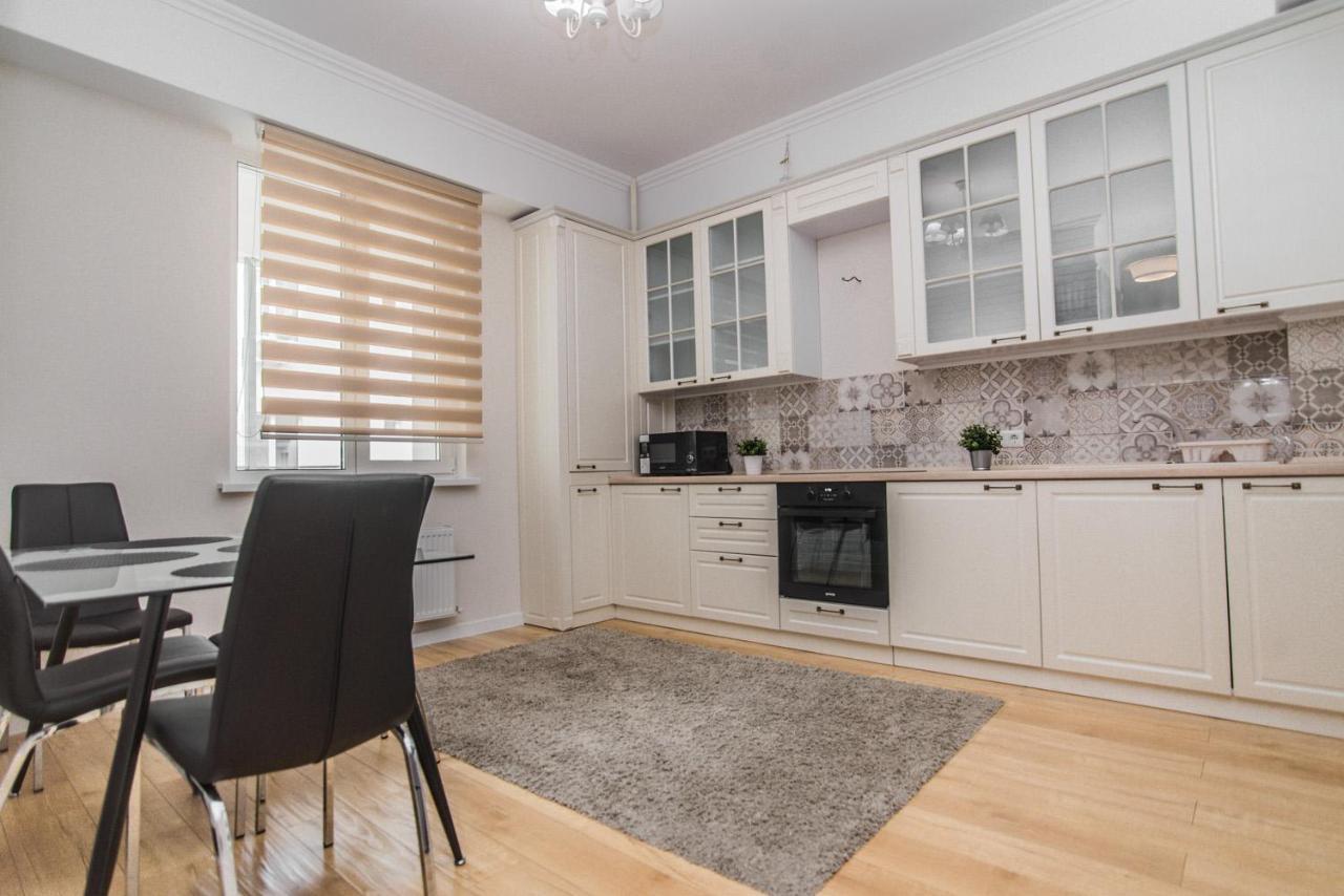 Luxury Best Grand New Apartaments Ultra Central Chişinau Exteriör bild