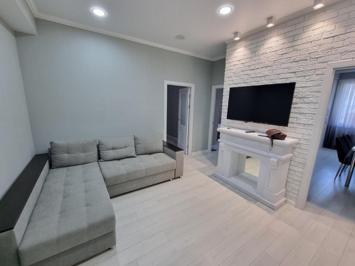 Luxury Best Grand New Apartaments Ultra Central Chişinau Exteriör bild