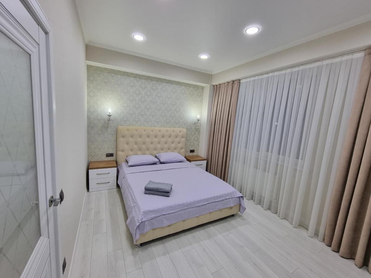Luxury Best Grand New Apartaments Ultra Central Chişinau Exteriör bild