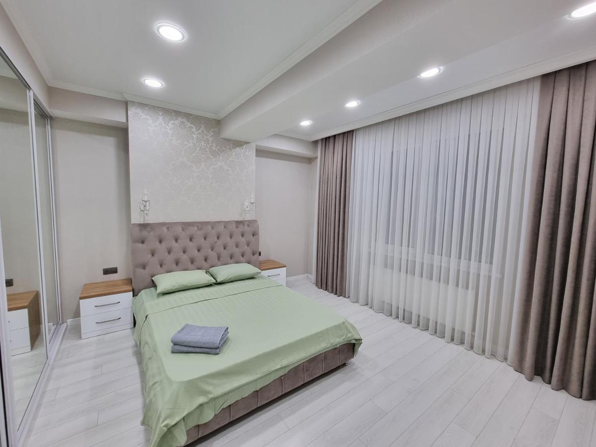 Luxury Best Grand New Apartaments Ultra Central Chişinau Exteriör bild