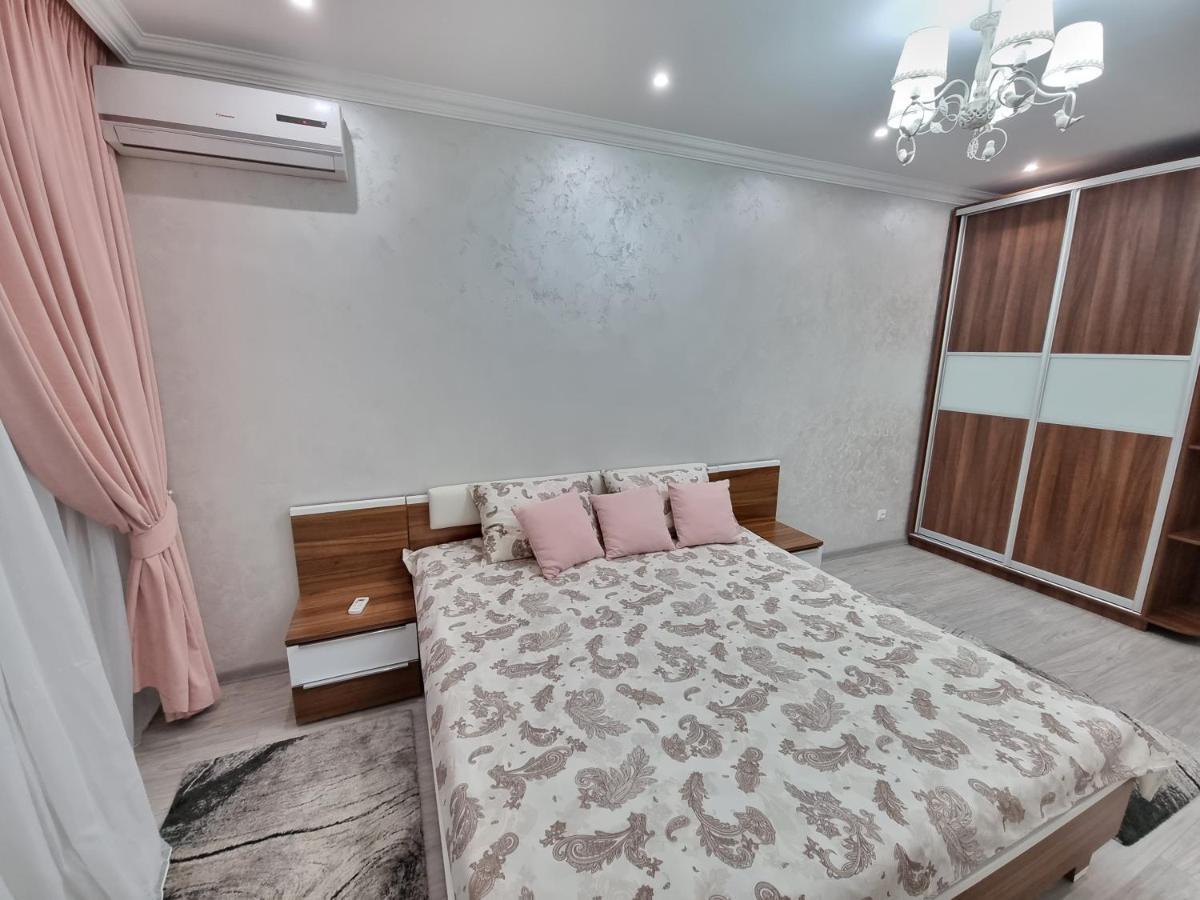 Luxury Best Grand New Apartaments Ultra Central Chişinau Exteriör bild