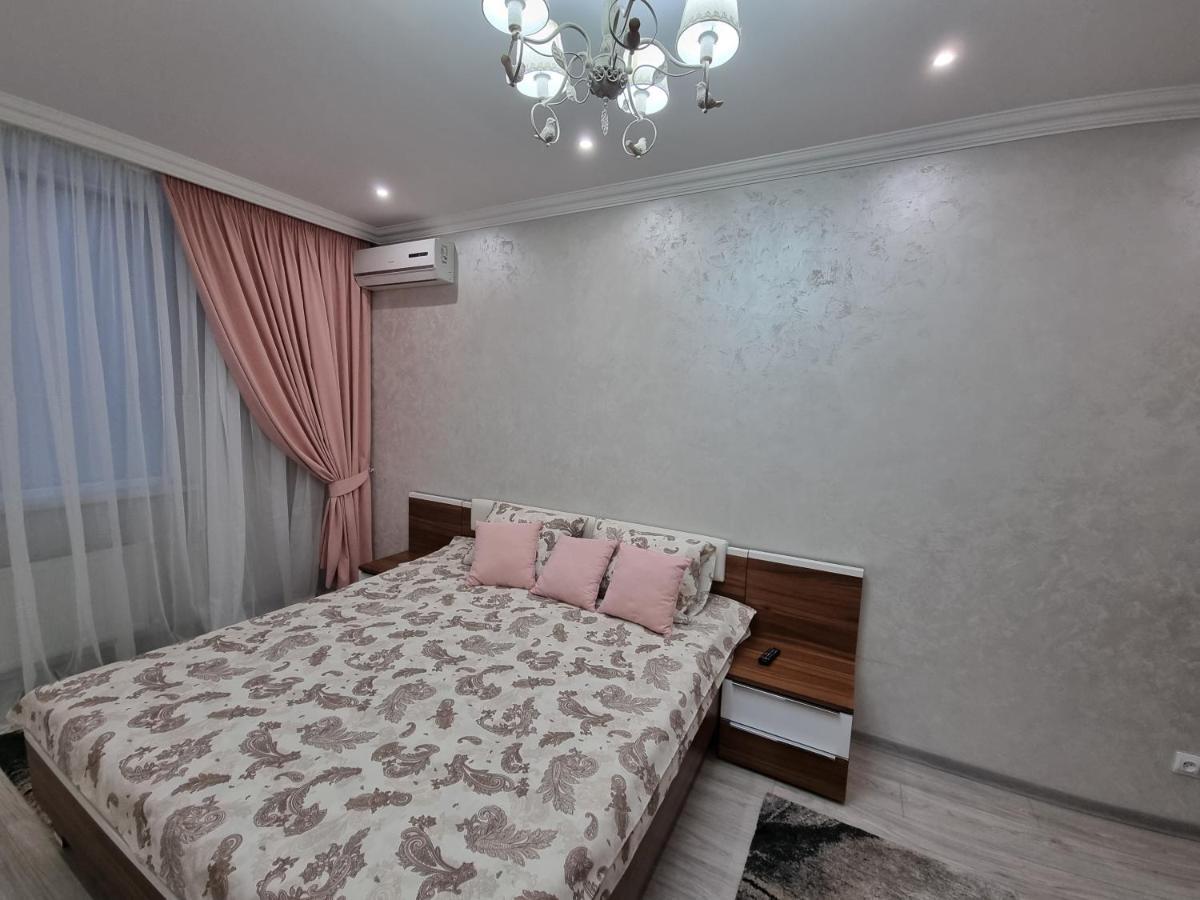 Luxury Best Grand New Apartaments Ultra Central Chişinau Exteriör bild