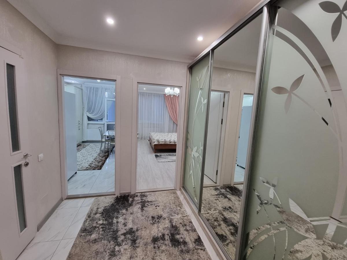 Luxury Best Grand New Apartaments Ultra Central Chişinau Exteriör bild