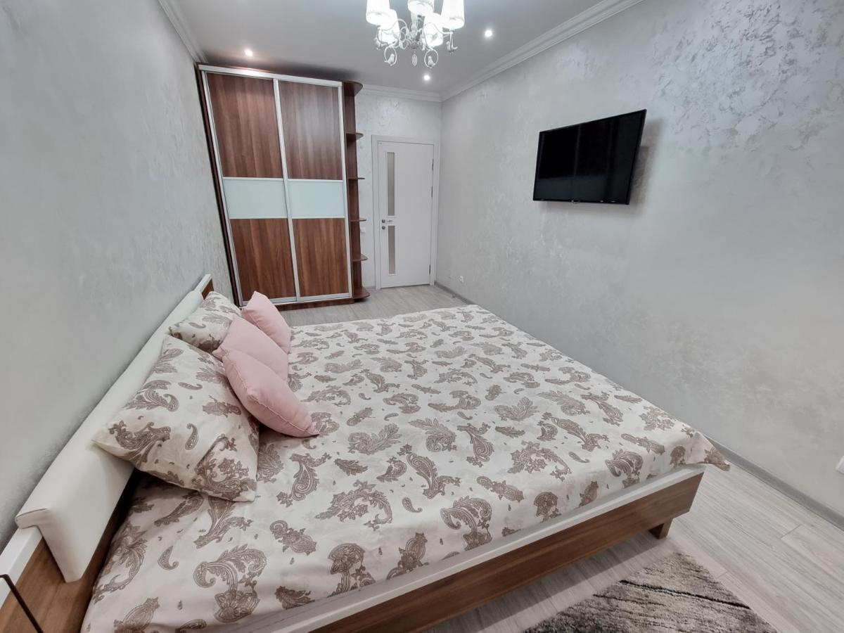 Luxury Best Grand New Apartaments Ultra Central Chişinau Exteriör bild